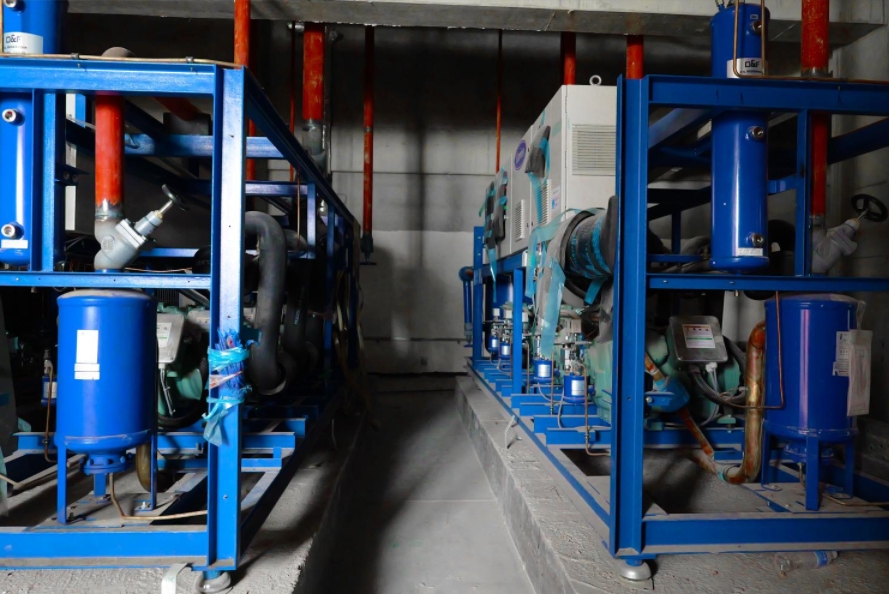 华人策略社区loading