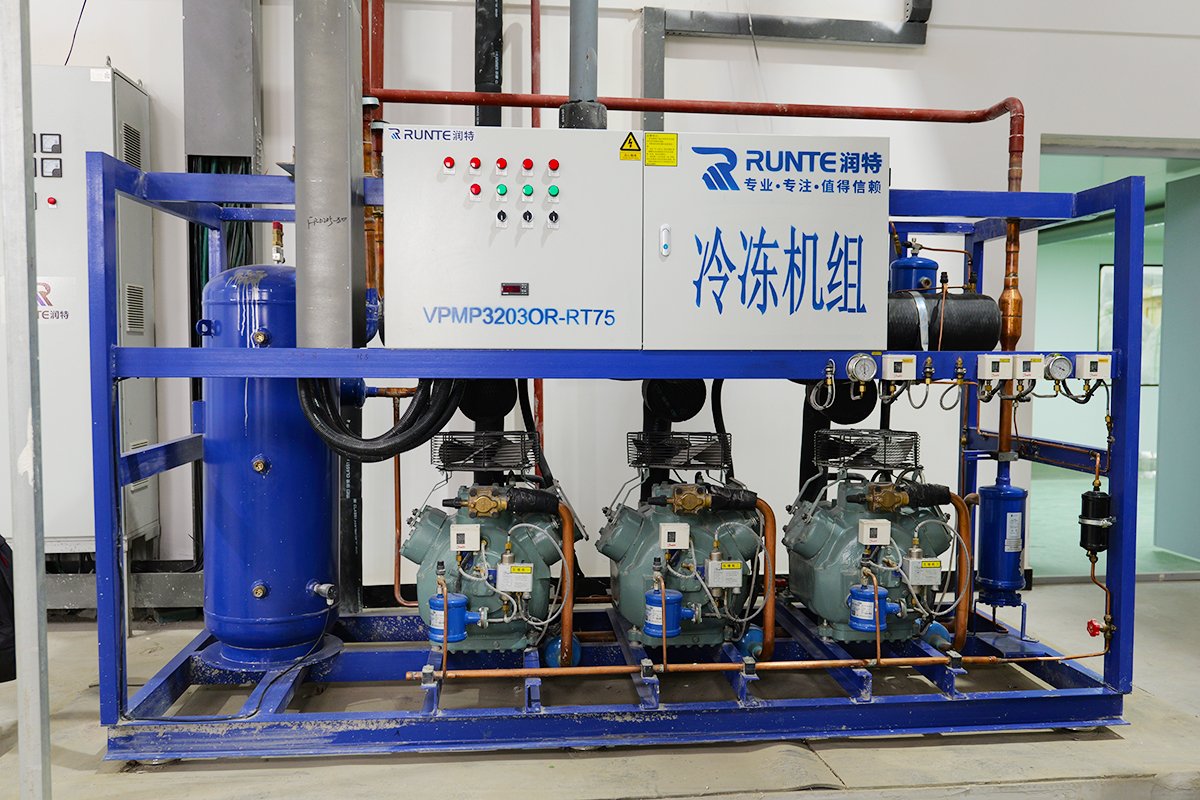 华人策略社区loading