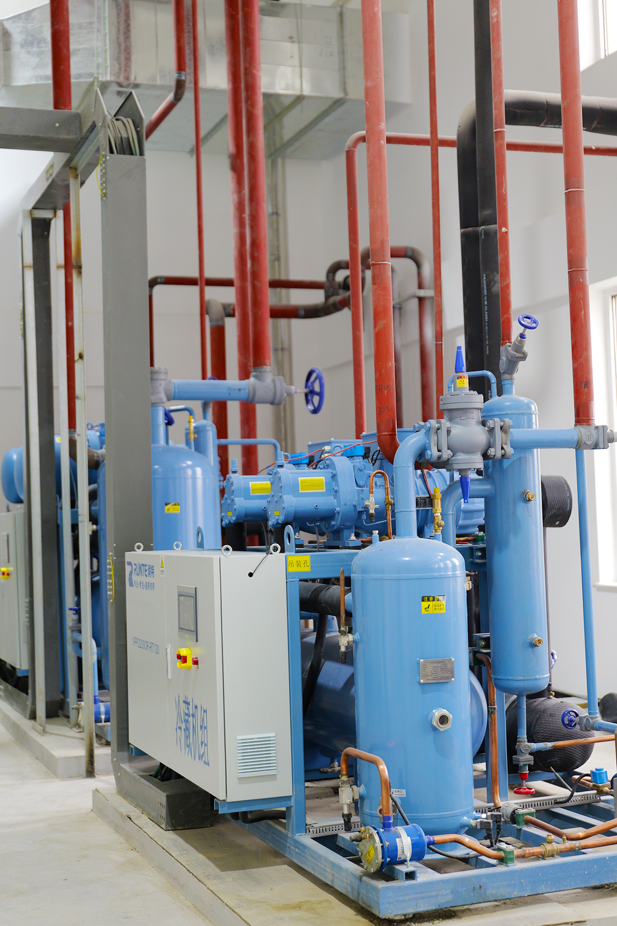 华人策略社区loading